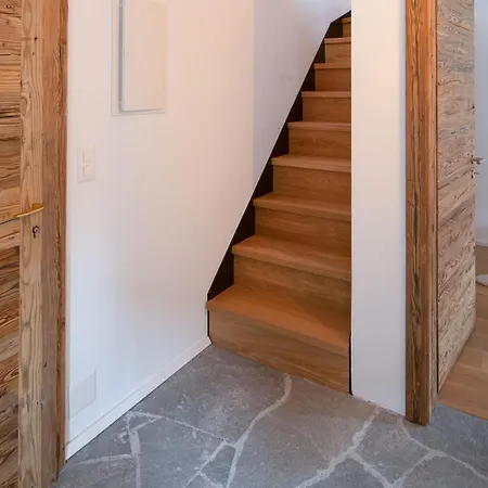 Apartment Pilanous Residence - E-Alpine Suite - Swiss Alps