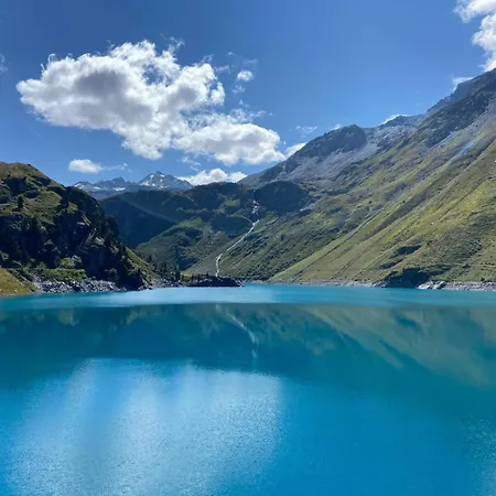 Appartement Pilanous - E-alpine - Swiss Alps *