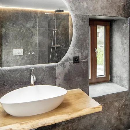 Pilanous Residence - E-Alpine Suite - Swiss Alps * Nendaz