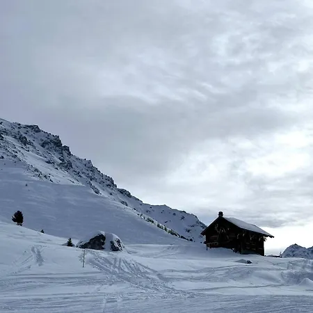 Pilanous - E-alpine - Swiss Alps Apartmán