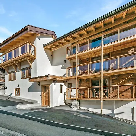 Pilanous - E-alpine - Swiss Alps Apartmán *